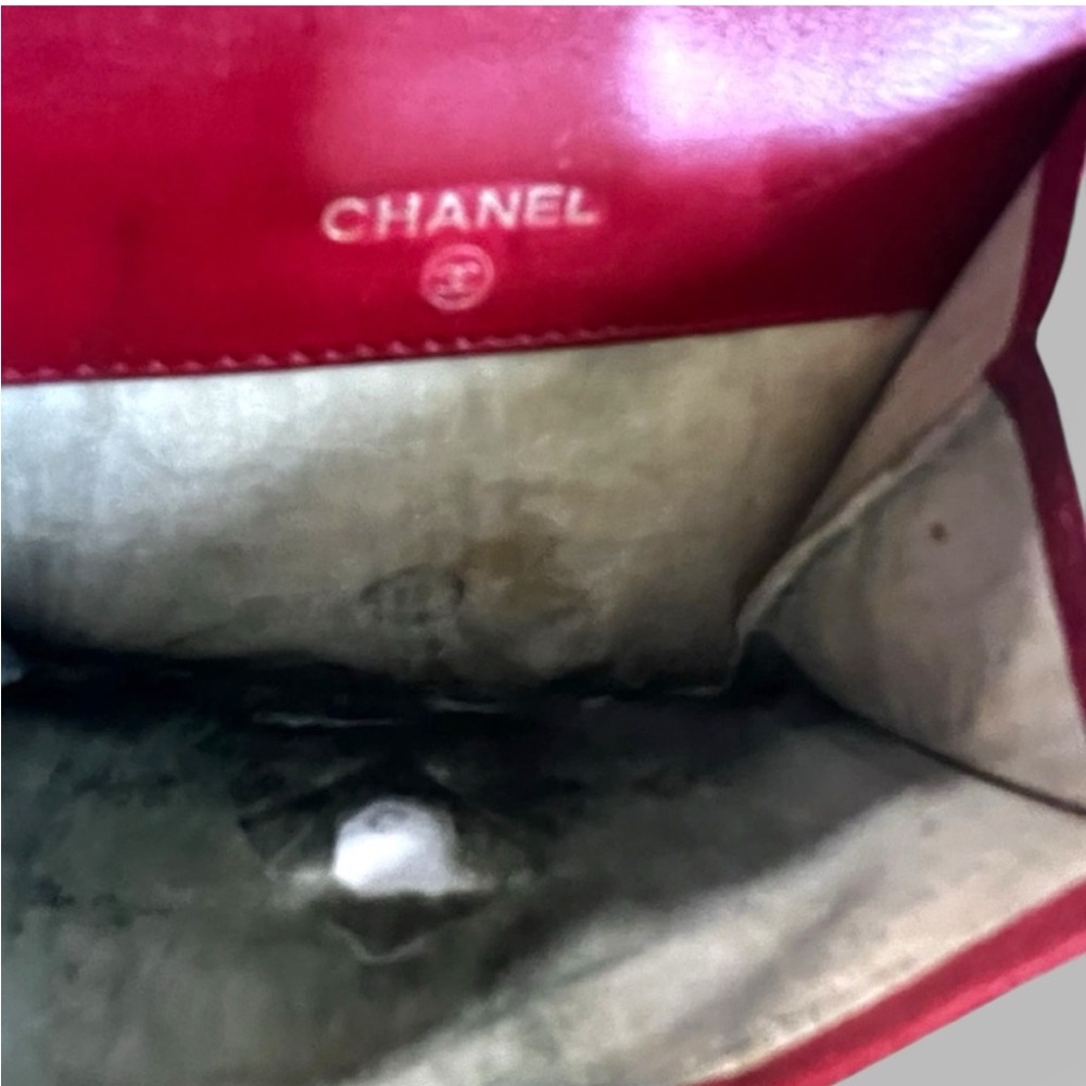 CHANEL  Red Caviar Leather Wallet, all inclusive - Picture 12 of 14